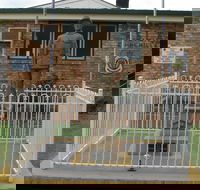 Soldier Statue Memorial Chinchilla - Darwin Holiday