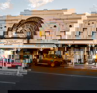 Stock Exchange Arcade - Darwin Holiday