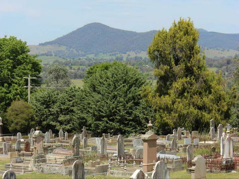 Yackandandah Cemetery - Darwin Holiday 0