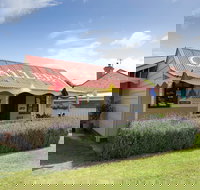 ArtGoolwa Inc - Darwin Holiday