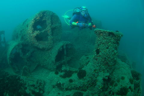 Cochrane Artificial Reef Dive Site - Darwin Holiday 1