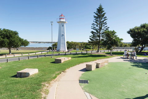 Eddie Santaguiliana Way - Darwin Holiday 1