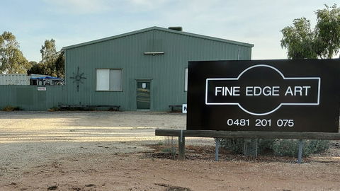 Fine Edge Art - Darwin Holiday 0