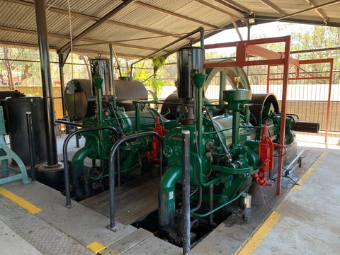 Historical Crossley Engine - Darwin Holiday 0