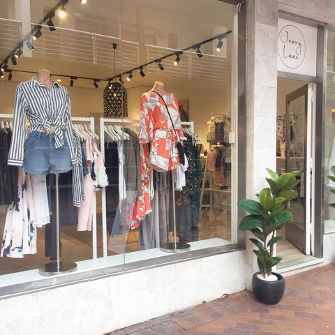 Ivory Lane Boutique - Darwin Holiday 1