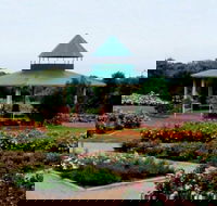 Mornington Botanical Rose Gardens - Darwin Holiday