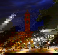 Newcastle City Hall - Darwin Holiday