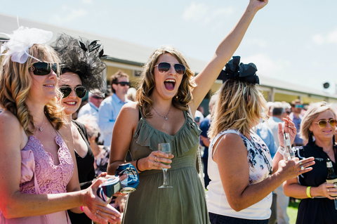 Port Lincoln Racing Club Inc - Darwin Holiday 2