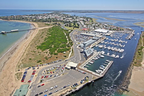 Queenscliff Harbour - Darwin Holiday 1