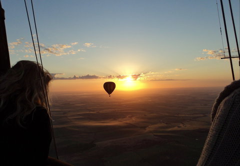 The Avon Valley 500 Loop - Darwin Holiday 0