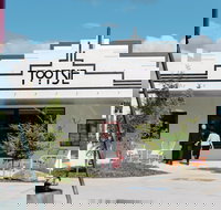 Tootsie Art and Design