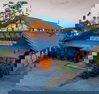 Witzig Gallery - Darwin Holiday