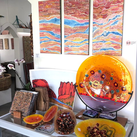 Yubu Napa Art Gallery And Studio - Darwin Holiday 2