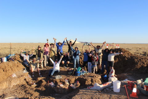 Australian Age Of Dinosaurs - Darwin Holiday 1