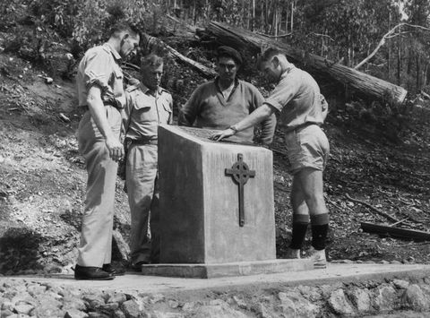 Avro Anson A4-4 Memorial - Darwin Holiday 2