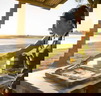 Bullocky Rest - Darwin Holiday