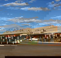 Cobb  Co Changing Station - Darwin Holiday