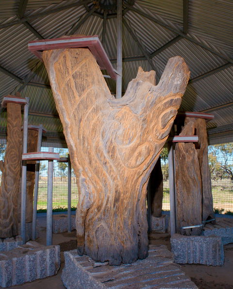 Collymongle Carved Trees - Darwin Holiday 0