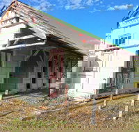 Goovigen - Darwin Holiday