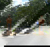 Kalinga Park Memorial - Darwin Holiday