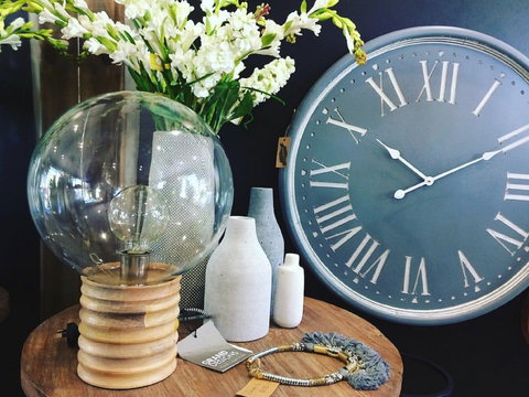 Mary And Tex Curious Emporium - Darwin Holiday 2