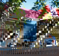 Meeniyan Square - Darwin Holiday