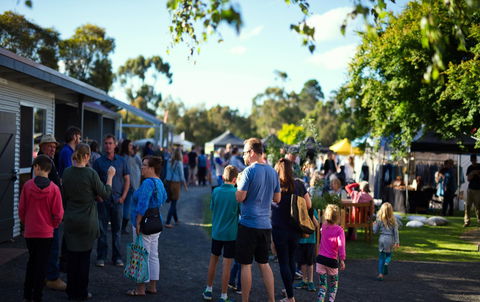 Meeniyan Square - Darwin Holiday 2