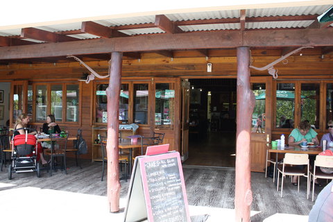 Oaklands Barn - Darwin Holiday 1