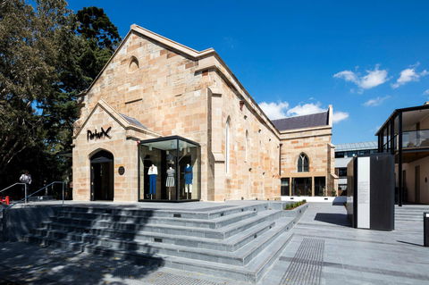 Parlour X - Darwin Holiday 0