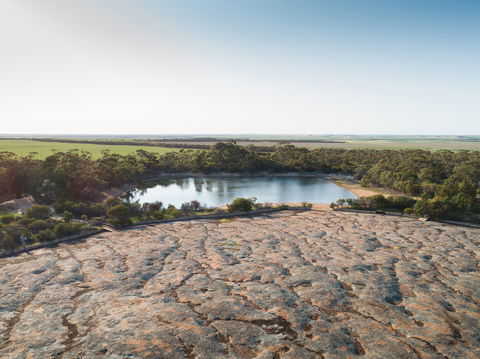 Polda Rock Reserve - Darwin Holiday 0