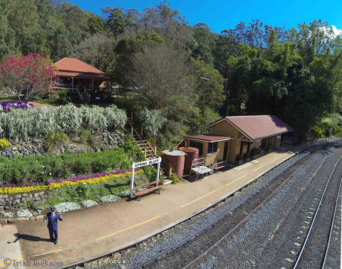 Spring Bluff Railway Station - Darwin Holiday 0
