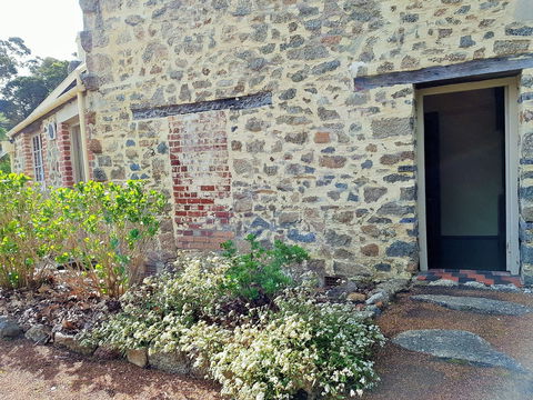 Strawberry Hill - Darwin Holiday 2