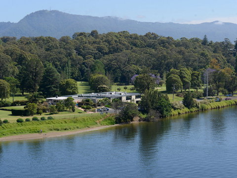 The Grotto Walk - North Nowra - Darwin Holiday 0