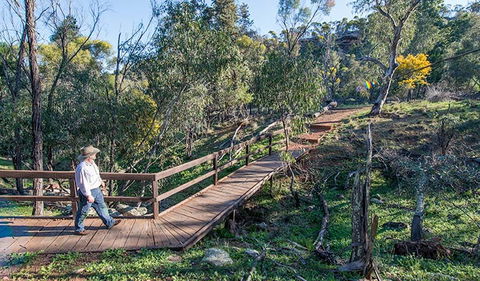 Falcon Falls Walking Track - Darwin Holiday 0