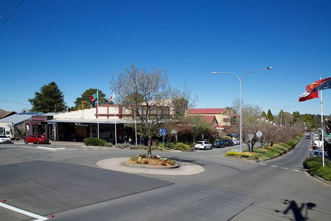 Private Blue Mountains Escape The Crowds Tour - Darwin Holiday 5