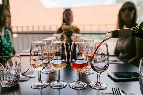 Hunter Valley: Wine, Beer & Fork Twilight Tour - Darwin Holiday 1