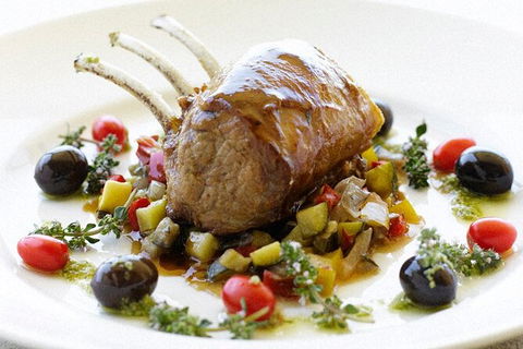 3-Hour Hunter Valley Scenic Helicopter Tour Including 3-Course Lunch From Cessnock - Darwin Holiday 2