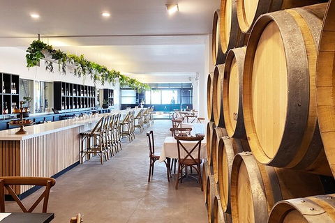 Bimbadgen Vineyard: Picnic And Premium Wine Tasting - Darwin Holiday 1