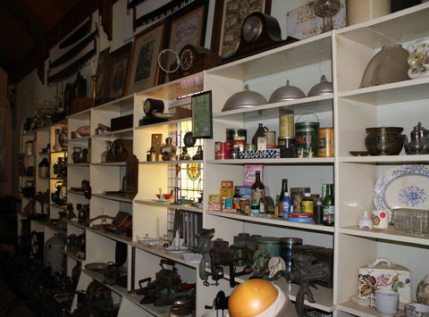 Batlow Historical Society - Darwin Holiday 1