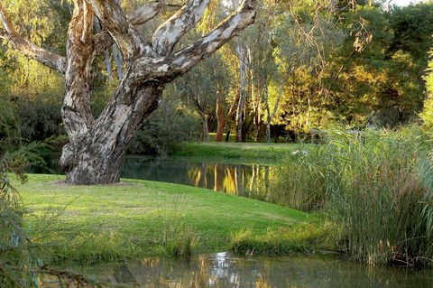 Gateway Island Parklands - Darwin Holiday 0