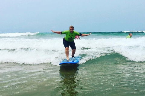 Surfing Lesson In Seven Mile Beach, Gerroa - Darwin Holiday 1