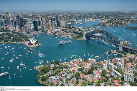 Sydney Harbour Fishing - Darwin Holiday 5