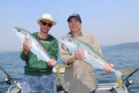 Sydney Harbour Fishing - Darwin Holiday 4