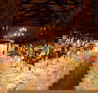 Swann Transfers - Mini Bus Chauffeur services - Darwin Holiday