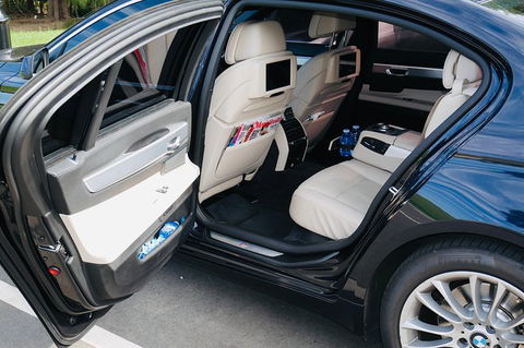 Sydney Airport Premium Arrival Transfer - Darwin Holiday 1