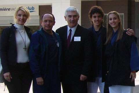 Limousine Services In Sydney Australia - Mercedes S Class And Sprinter 12seater - Darwin Holiday 9