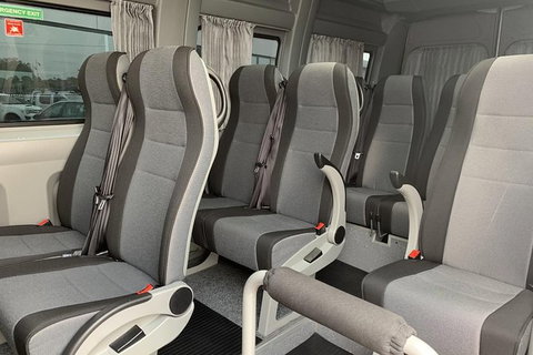 Newcastle Airport To Hunter Valley Transfer Shuttle Service - Darwin Holiday 0