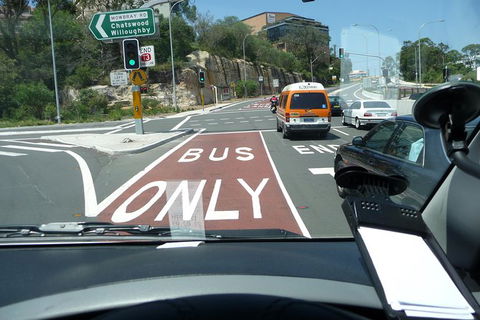 Premium Private Transfer FROM Sydney CBD/Downtown To Sydney Airport 1-11 People - Darwin Holiday 4