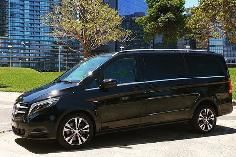 Luxury People Mover Transfer TO Sydney Airport ( 1 - 6 Pax ) - Darwin Holiday 3