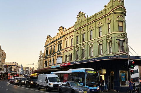 Newtown Walking Tour With Historic Camperdown Cemetery - Darwin Holiday 8